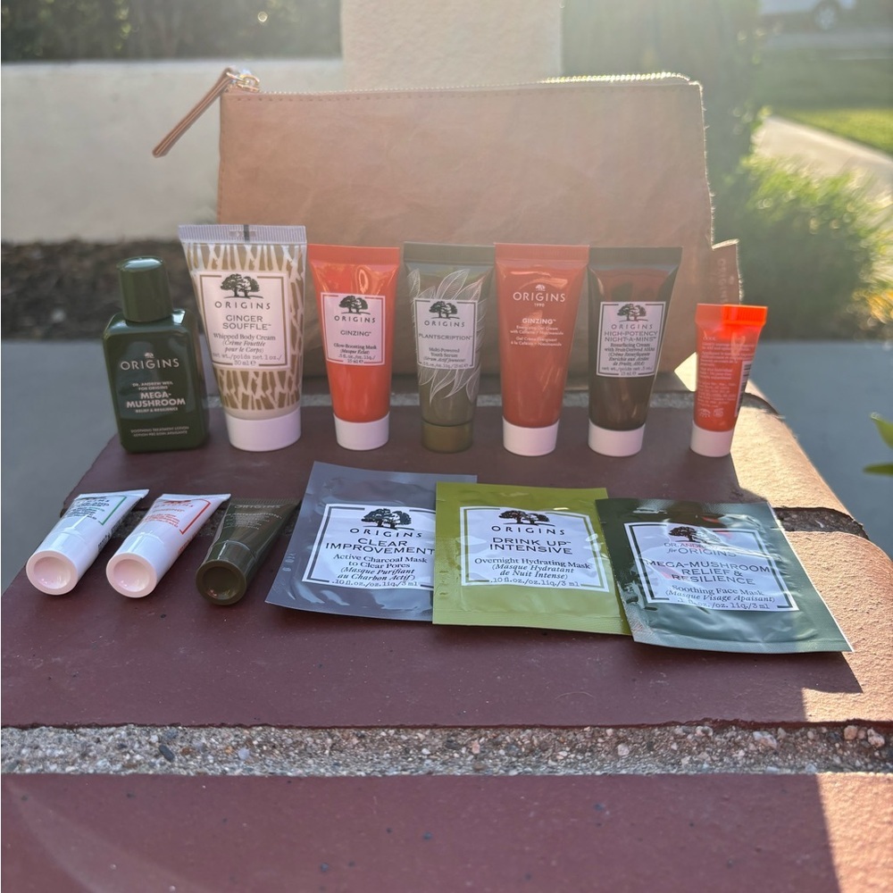 Origins Set of 13 Skincare Plus bag